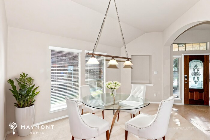 Building Photo - 10910 Brighton Gardens Dr