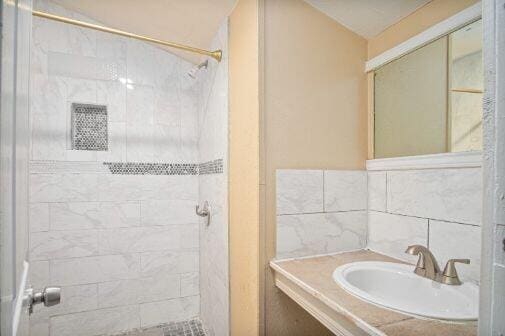 Building Photo - 1323 Lamar St