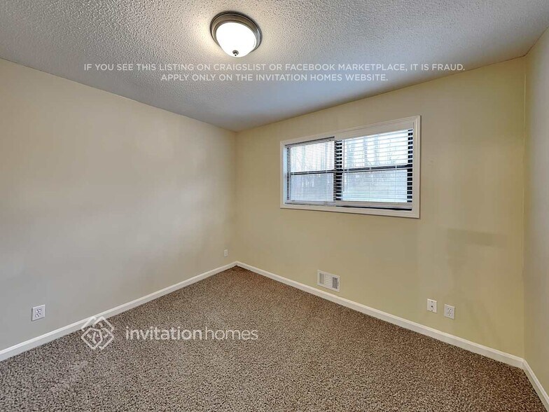 Building Photo - 4521 Dons Ct SW