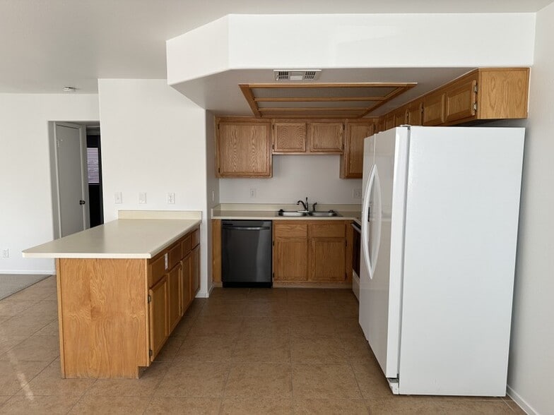 Building Photo - 874 Mesquite Springs Dr