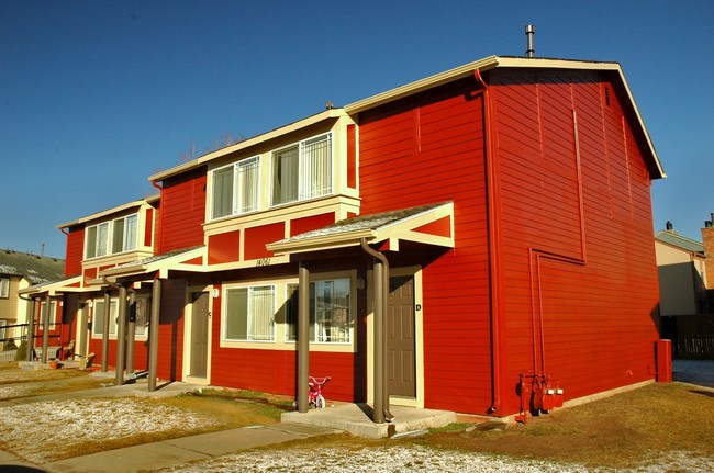 Primary Photo - Residences at Willow Park