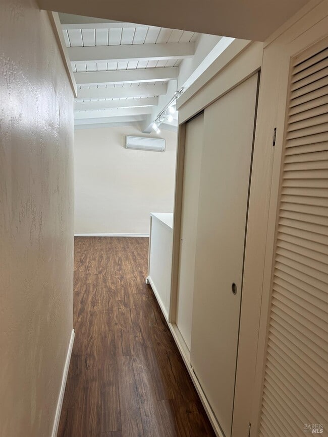 Building Photo - 52 Baca Vista