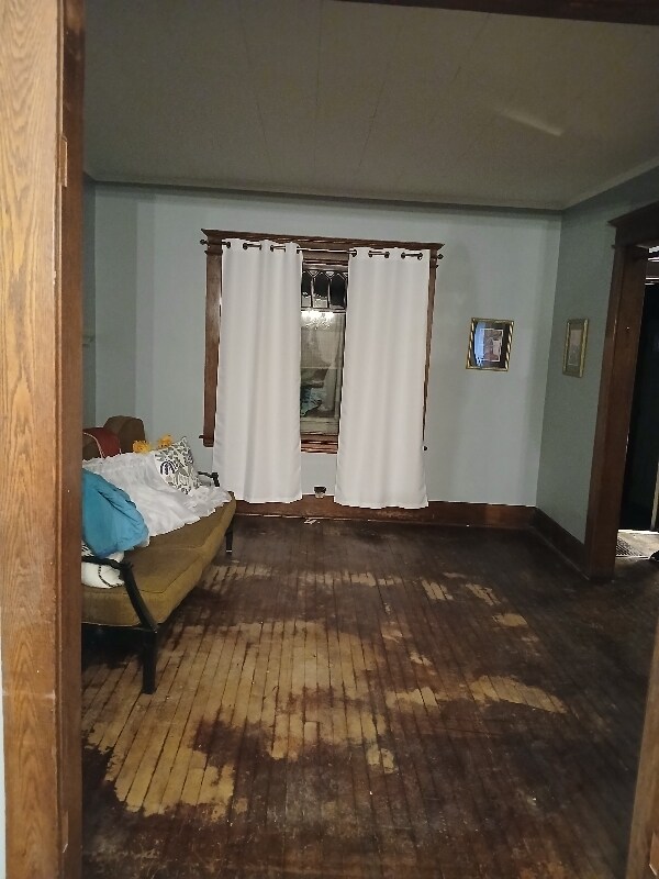 Building Photo - 315 Boyden St