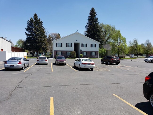 Building Photo - 35 W 2nd N