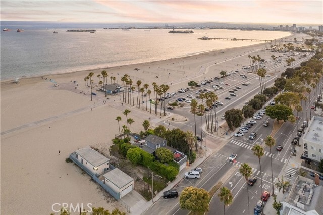 Building Photo - 5102 E Ocean Blvd
