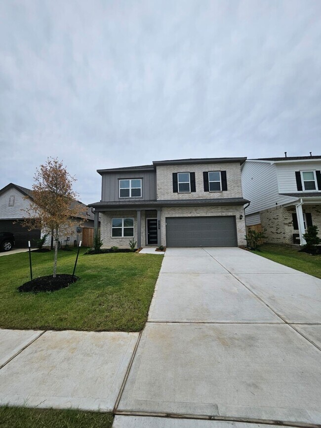 Building Photo - 2727 Crested Creek Ln