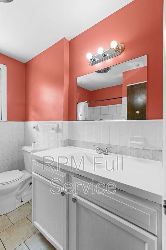 Building Photo - 3127 Larkspur Dr