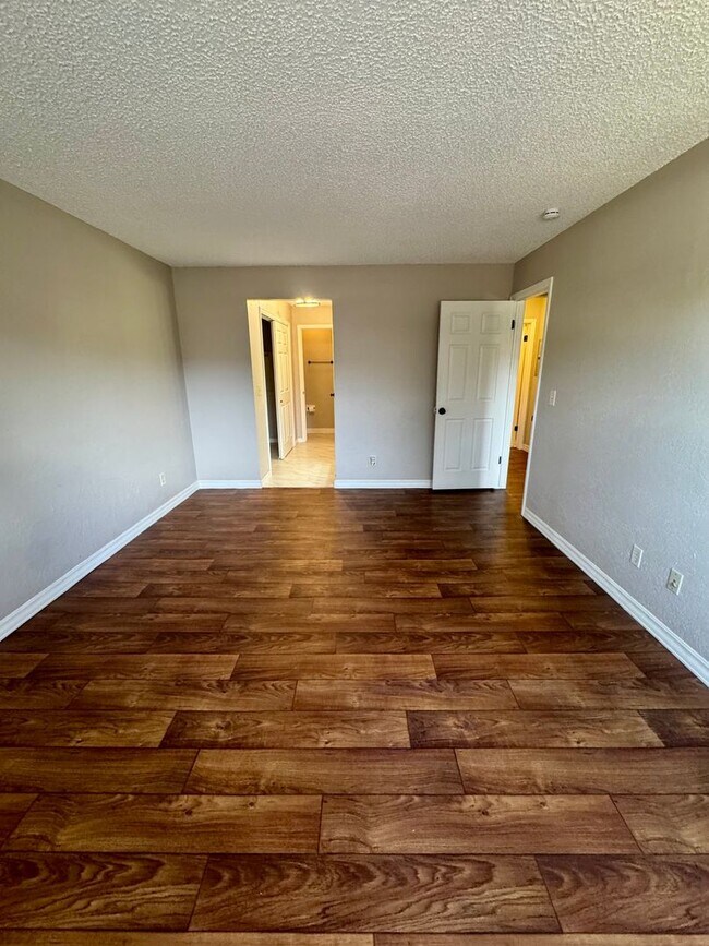 Building Photo - Updated CONDO in Rockrimmon with POOL, TENNIS and PICKLEBALL COURTS!