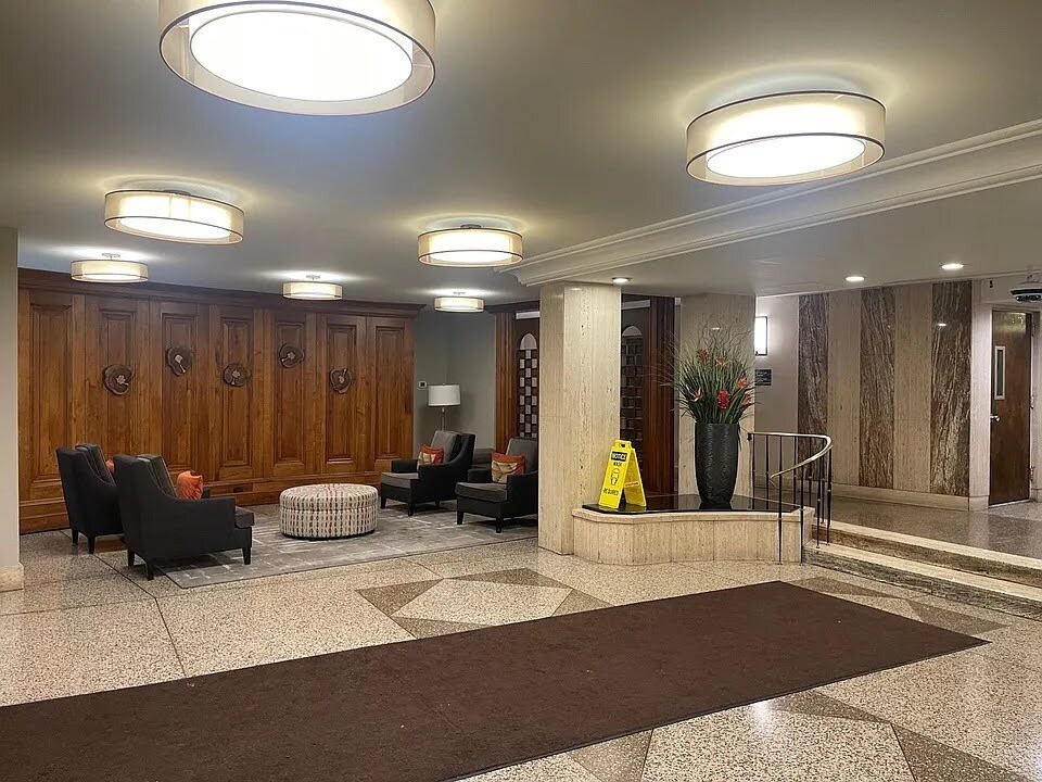 Building Photo - 1111 University Blvd W