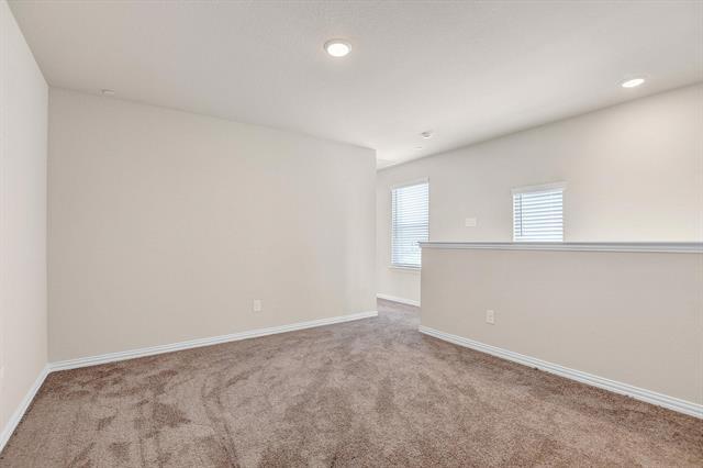 Building Photo - 3737 Malibu Dr
