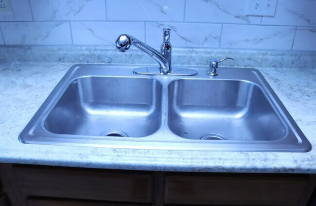 Building Photo - 1057 Stones Throw Dr NW