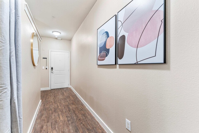 Building Photo - 501 E Oltorf St