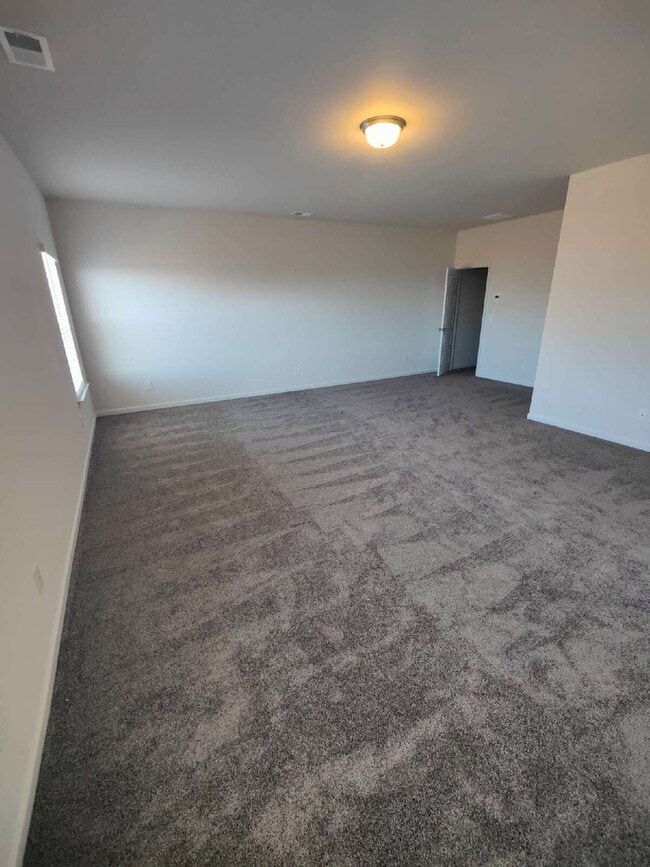 Building Photo - 500 Ozark Ln