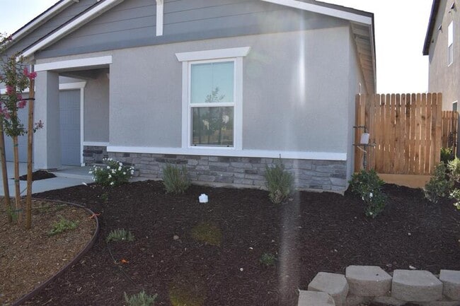 Building Photo - 4027 Bayonet Dr