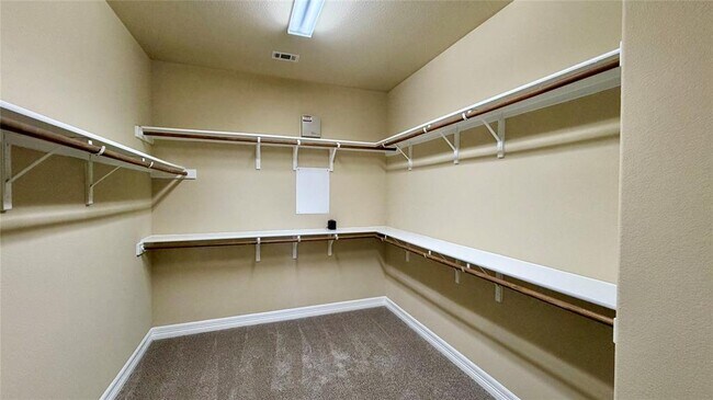 Building Photo - 12300 Terraza Cir