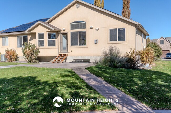 Building Photo - 4071 S Sandpiper Ln