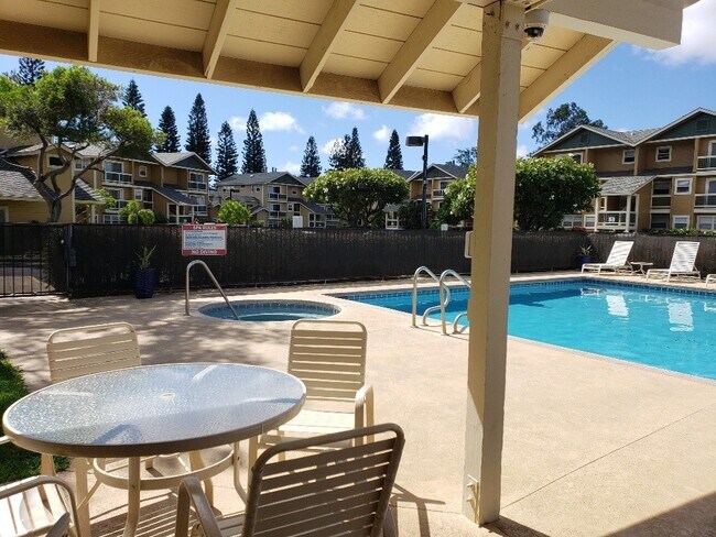 Building Photo - Beautiful Fully Furnished Condo