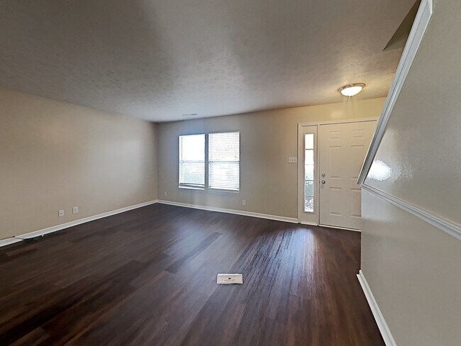 Building Photo - 460 Brookview Drive