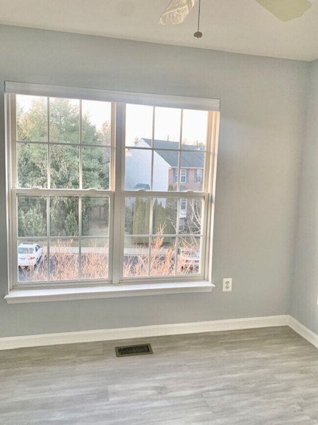 Building Photo - 3776 Hope Commons Cir