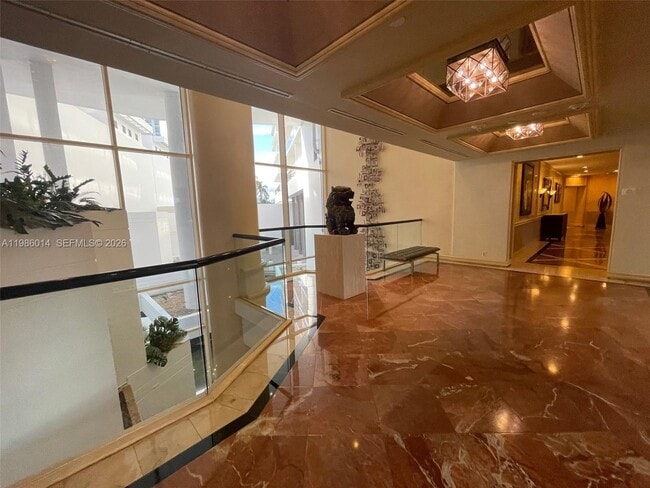 Building Photo - 20281 E Country Club Dr