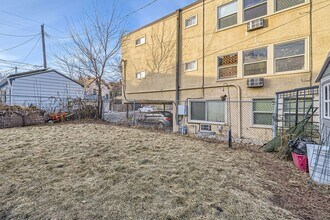 Building Photo - Uptown Duplex for Rent – Heart of The Wedge, Minneapolis