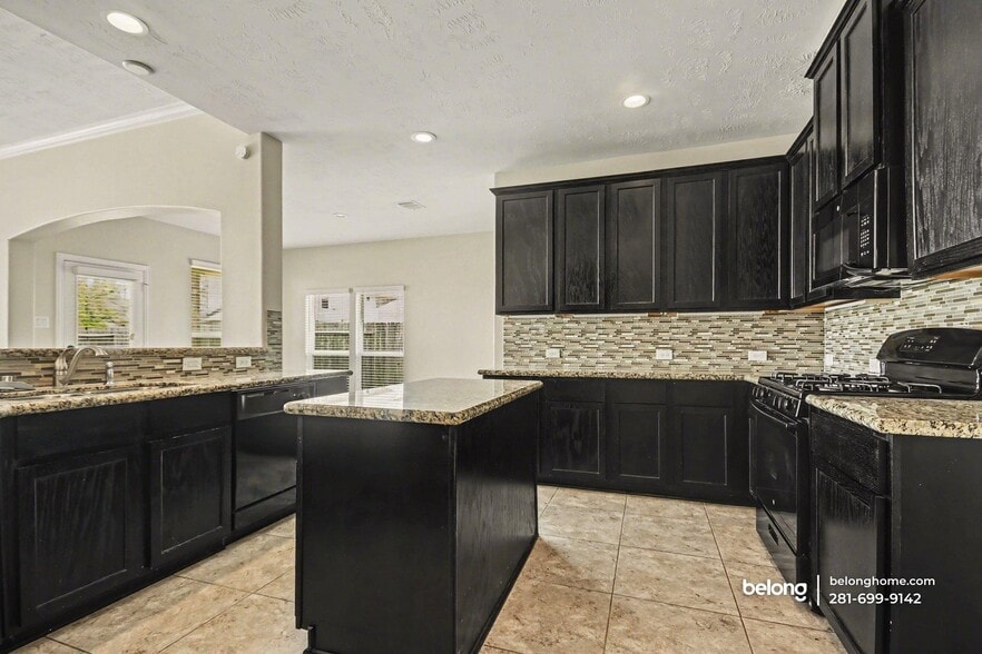 Building Photo - 1818 Luminous Waters Ln