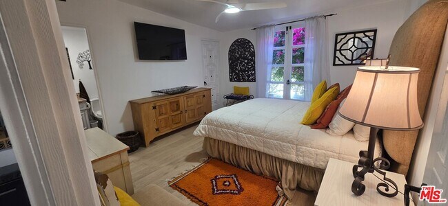 Building Photo - 2231 S Caliente Dr