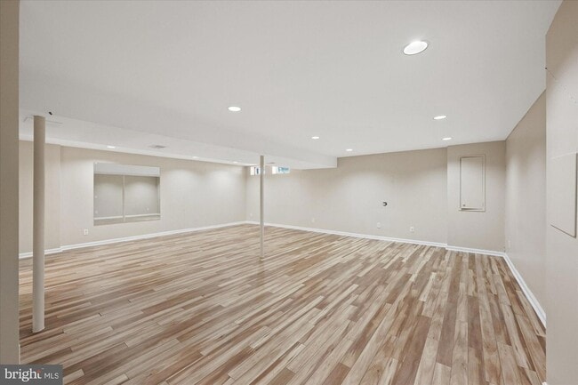 Building Photo - 11209 Maine Cove Dr
