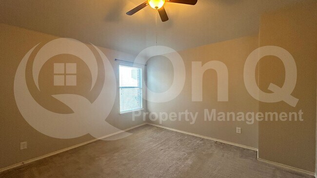 Building Photo - 9537 Navarro St