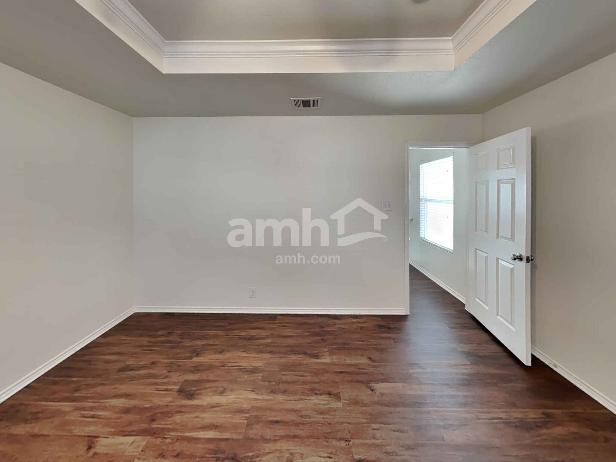 Building Photo - 122 Mallow Grove
