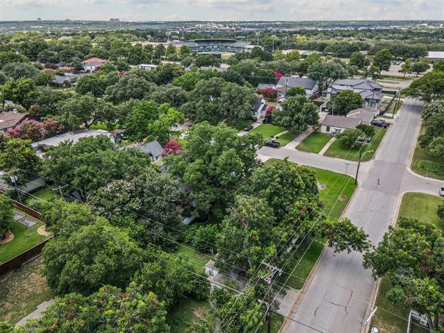 Building Photo - 3601 Westcliff Rd S
