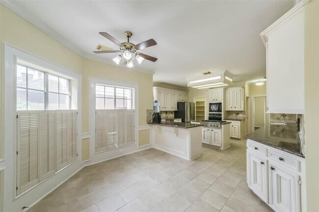 Building Photo - 1706 Galleon Oaks Dr