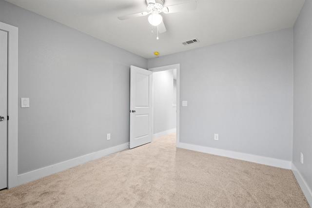 Building Photo - 724 W Gandy St