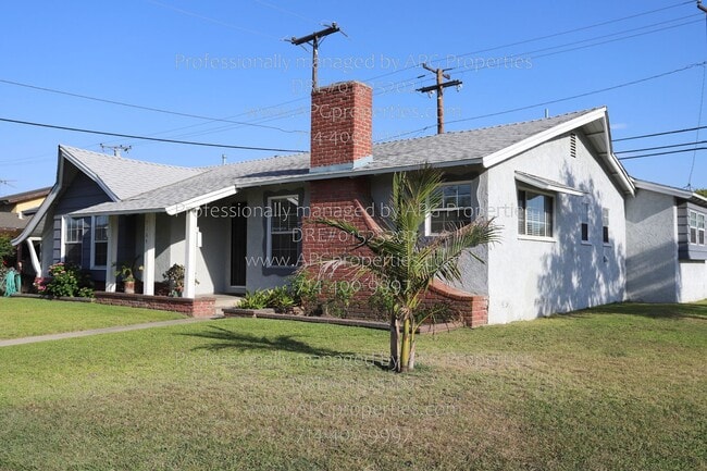 Building Photo - 7164 Santa Teresa Cir