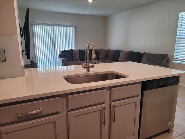 Building Photo - 6733 Huntleigh Hammock Rd