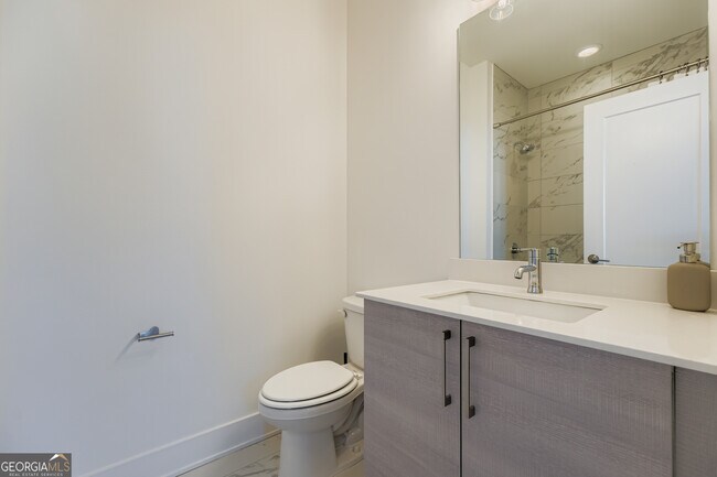 Building Photo - 1251 Chelsea Cir NW