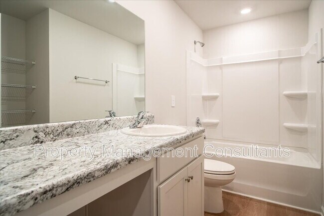Building Photo - 4151 Hudson Ct SW