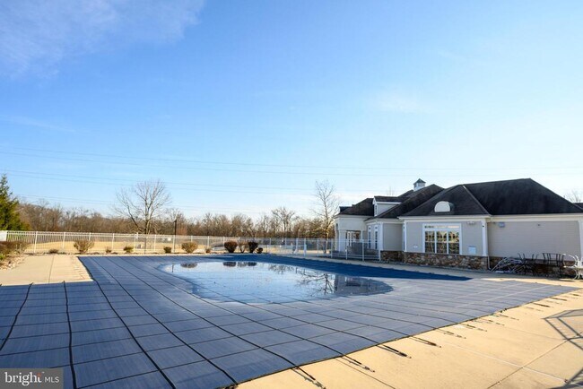 Building Photo - 249 Concord Pl