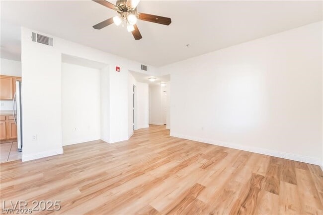 Building Photo - 7660 W Eldorado Ln