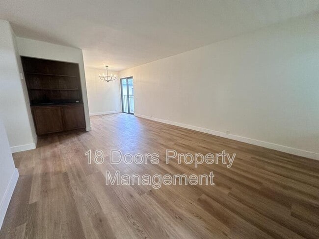 Building Photo - 3747 Yosemite St