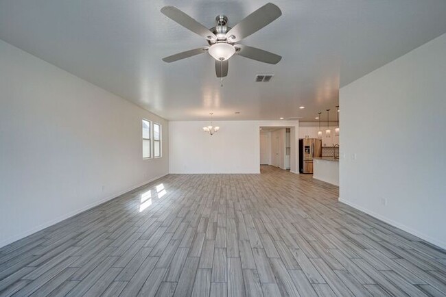 Building Photo - COMING SOON! Gorgeous Home in Laveen with ...