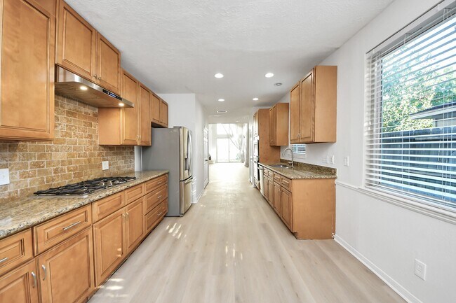 Building Photo - 10743 Boardwalk St