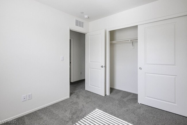 Building Photo - 9338 Soothing Sea St