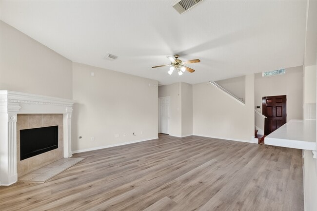 Building Photo - 3514 Parkshire Dr