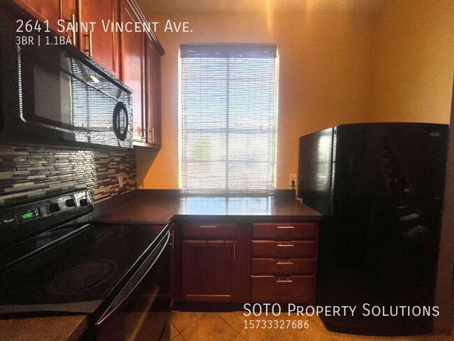 Building Photo - 2641 St Vincent Ave