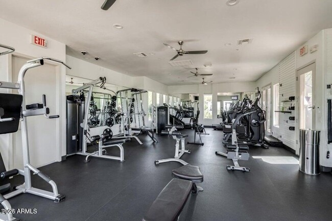 Building Photo - 11312 E Greenway Rd