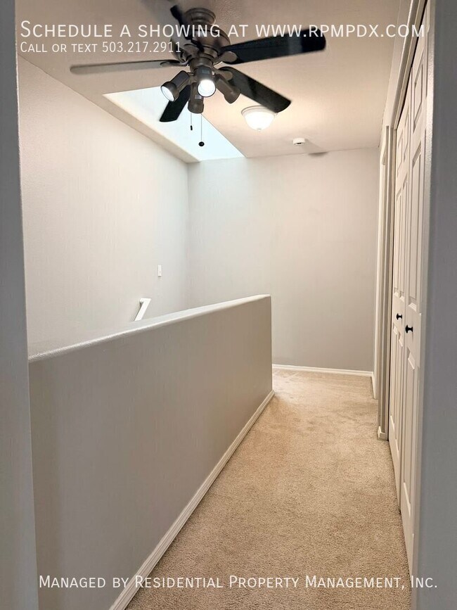 Building Photo - 14320 SW Cougar Ridge Dr