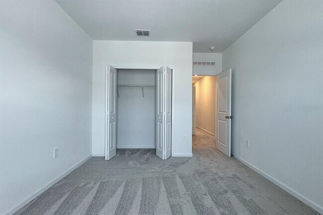 Building Photo - 2607 Skyline Lp