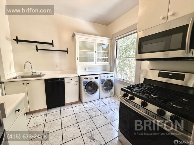 Building Photo - 1461 Hyde St