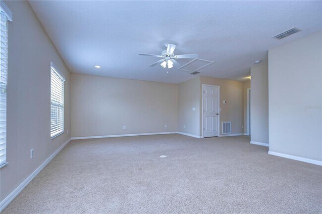 Building Photo - 3341 Grassglen Pl